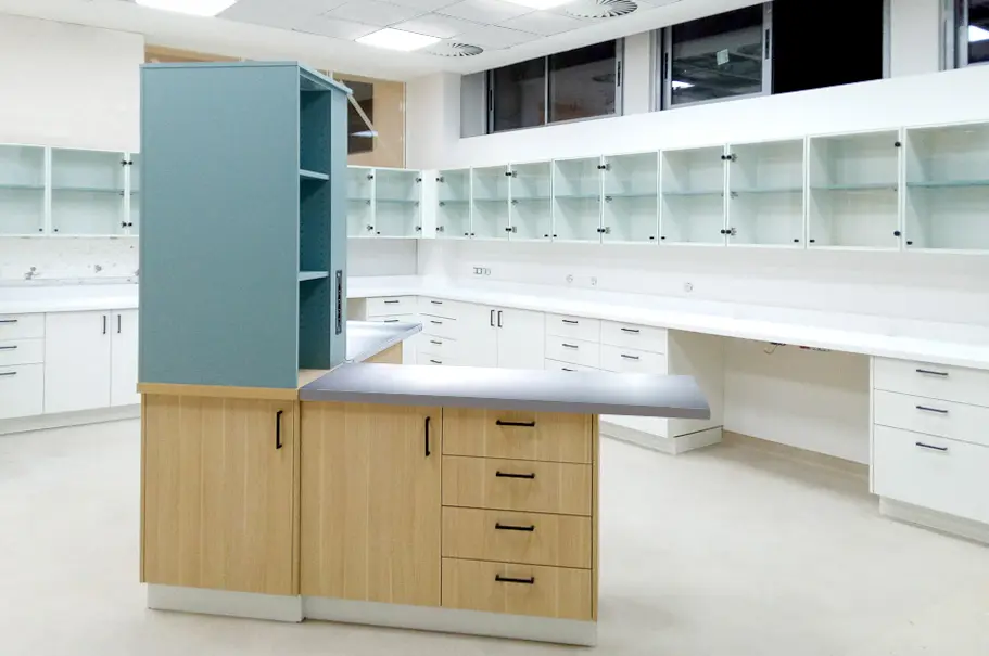 Véto Monaco préparation chirurgie par Véto Espaces