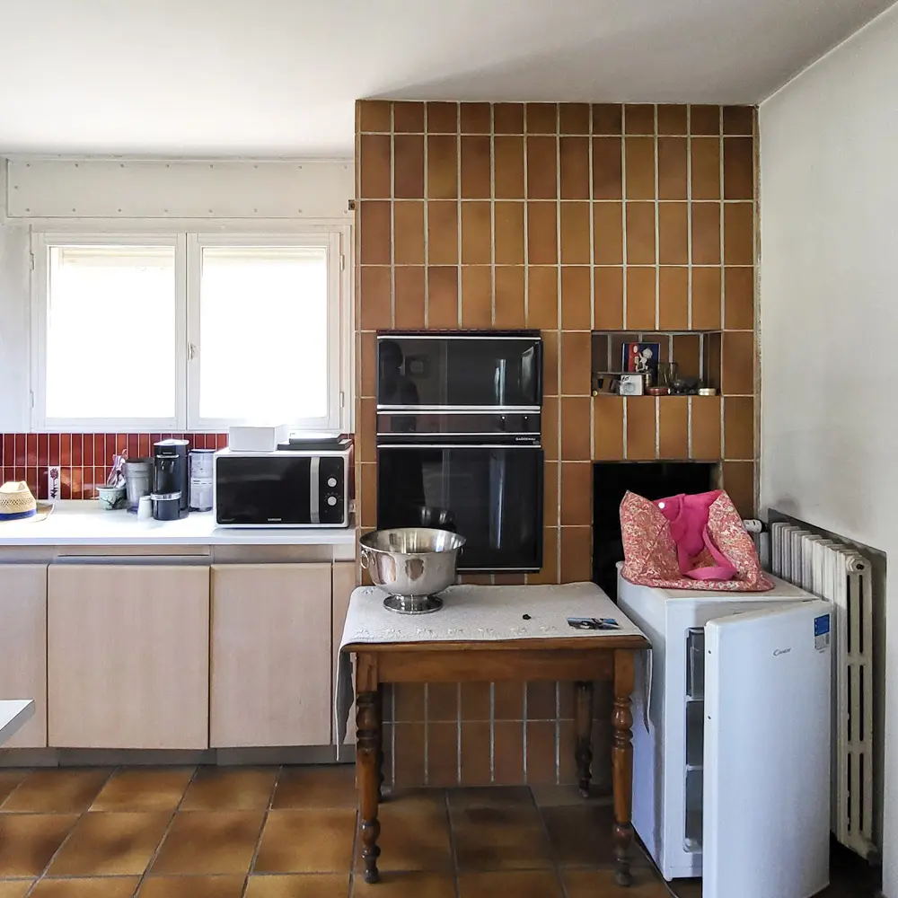 cuisine bleu nuit marbre noyer sur mesure architecture intérieure